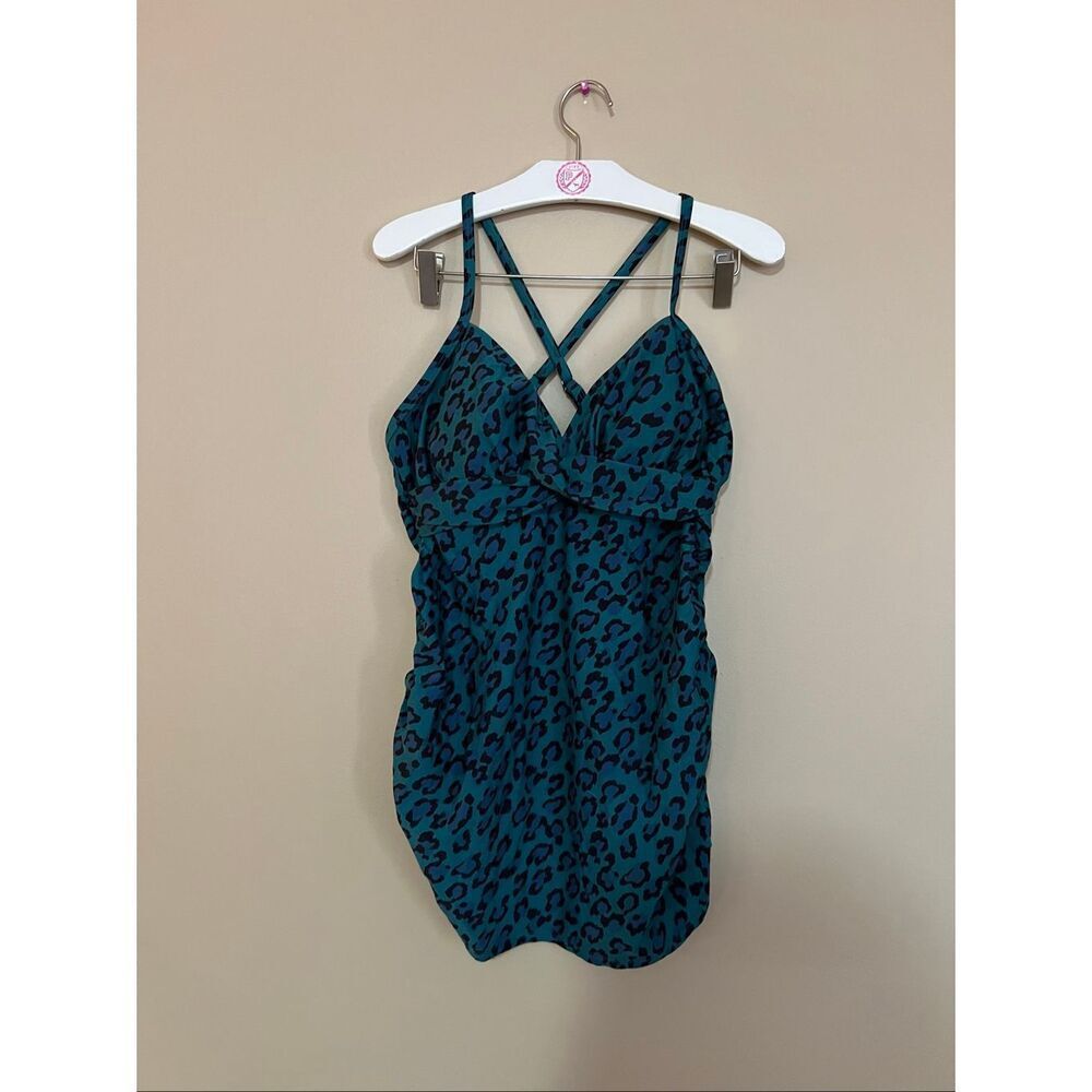 Isabel Maternity By Ingrid & Isabel Teal Leopard Swimsuit Top Woman’s Size Large